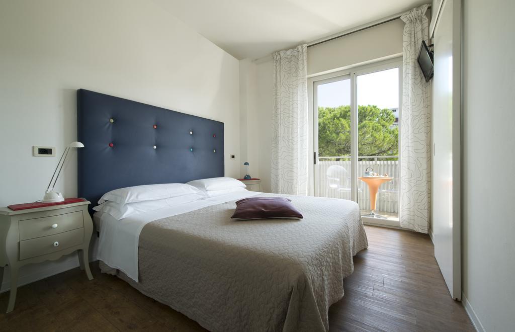 Nice Hotel Bibione Eksteriør bilde