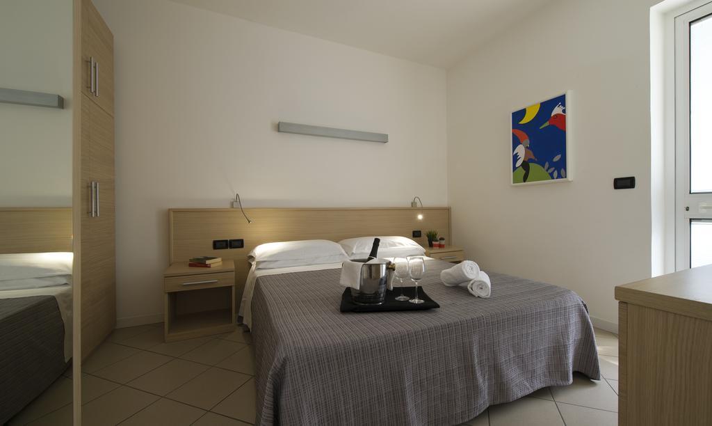 Nice Hotel Bibione Eksteriør bilde