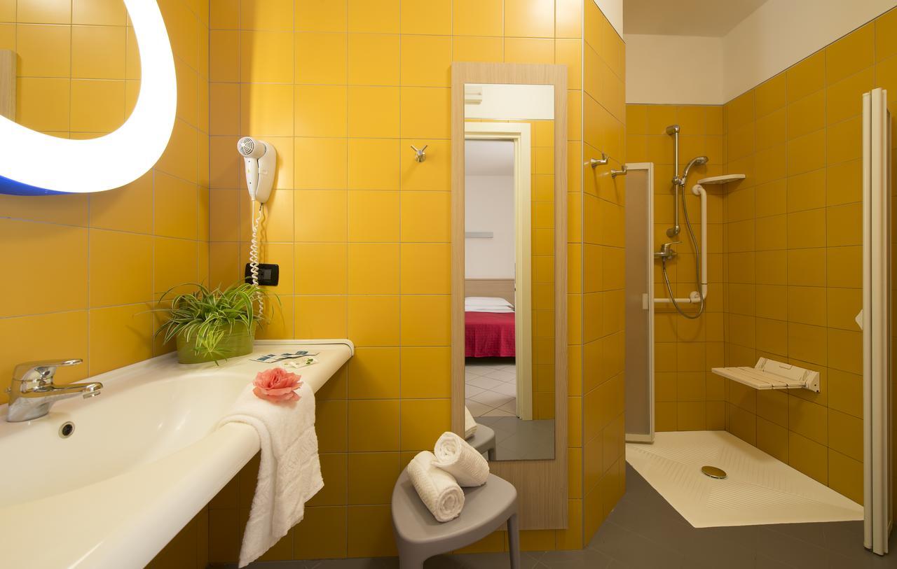 Nice Hotel Bibione Eksteriør bilde