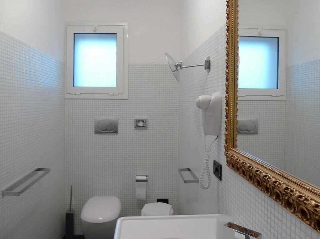 Nice Hotel Bibione Eksteriør bilde